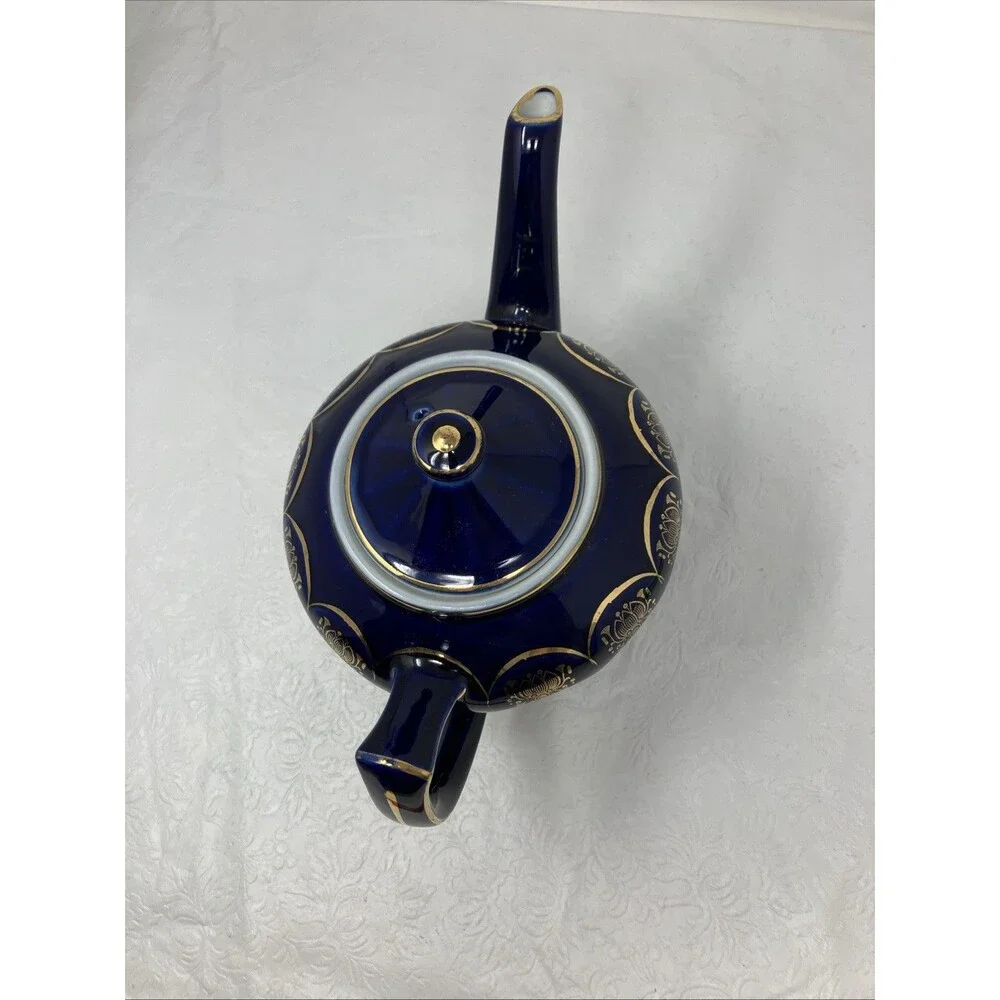 Hall USA Teapot Cobalt Blue & Gold 0223 Blue w Gold Trim 6 Cup Albany Model